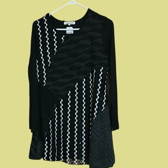 Indigo Soul Black & White Long Sleeve Patchwork Size S Dress Mixed Patterns NWT - Picture 1 of 7